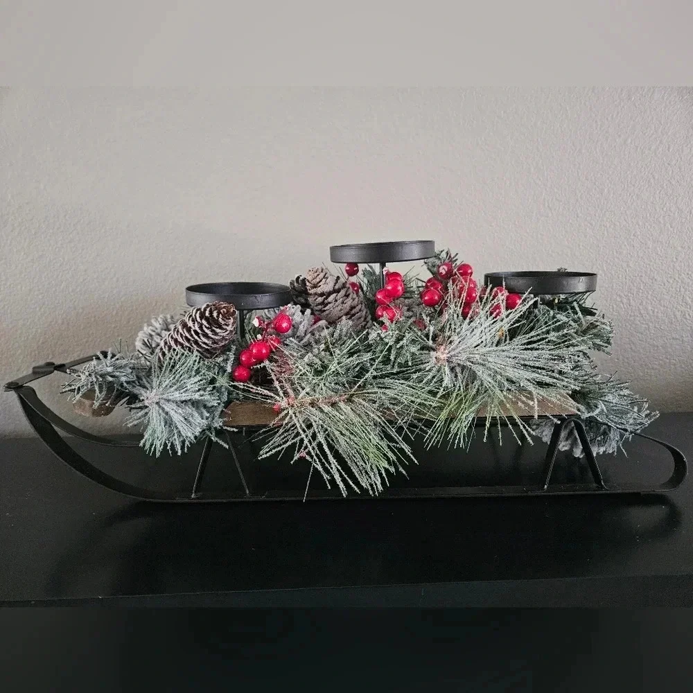 Christmas sleigh‎ frosted pine and red berries candle holder